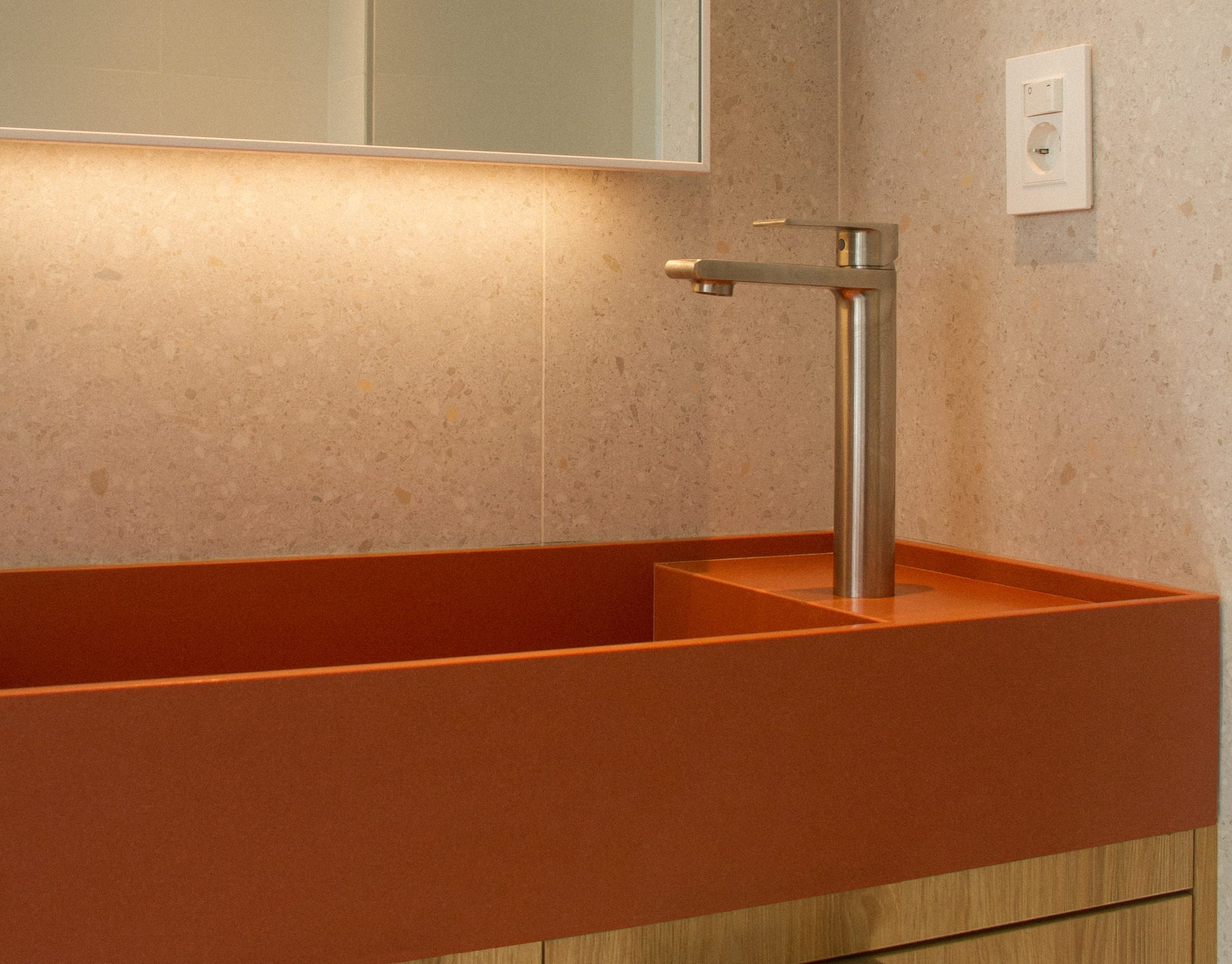 ANIBAL ABBATE SILESTONE ARCILLA RED