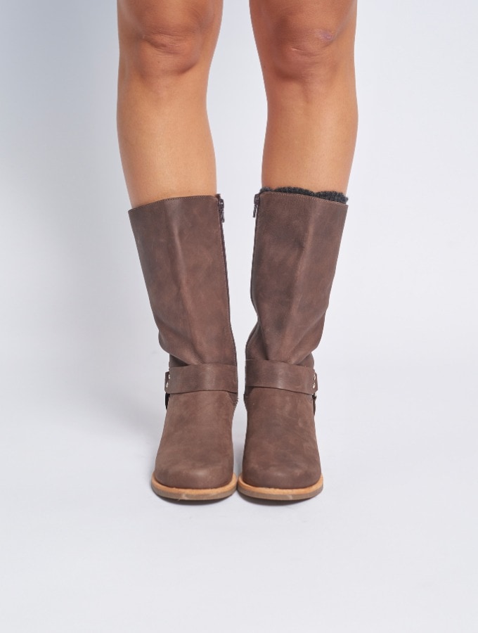 Bota Aro