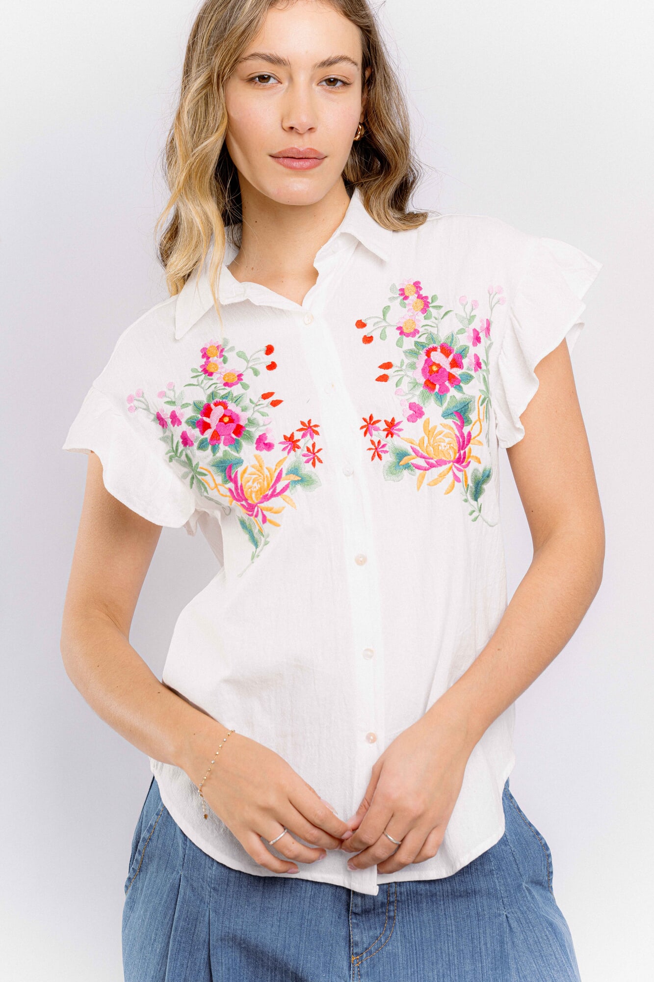 Camisa bordada flores