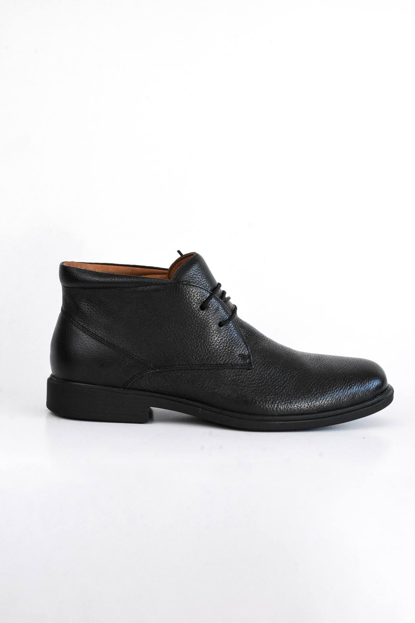 Bota Julian