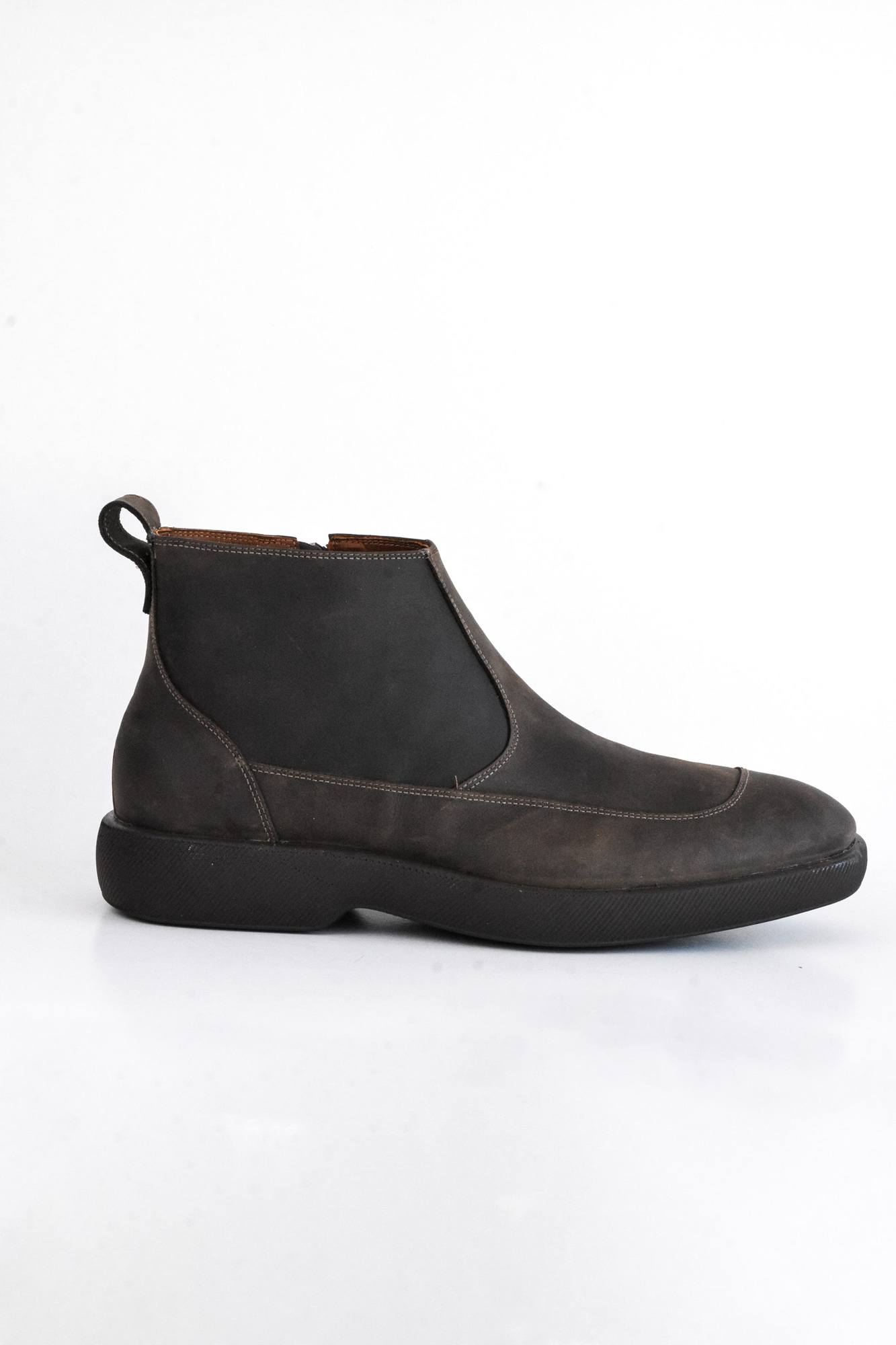 Bota León
