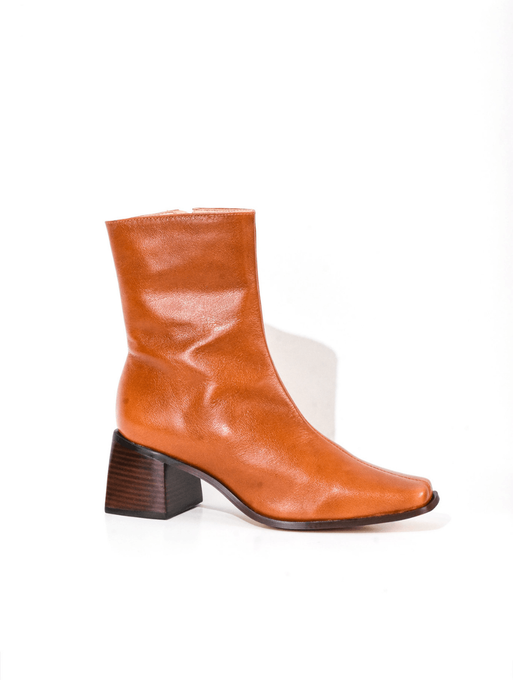 Bota Emilia