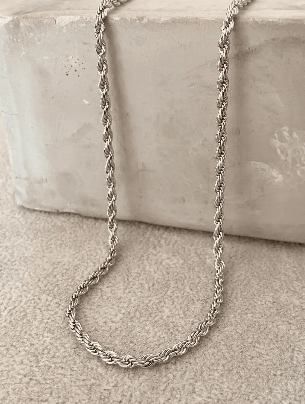 Collar ANALIA en acero