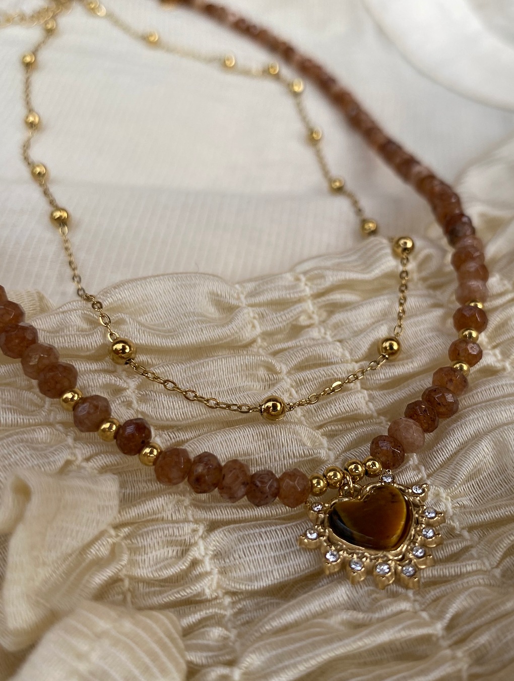 Collar BROWN en acero y piedras naturales