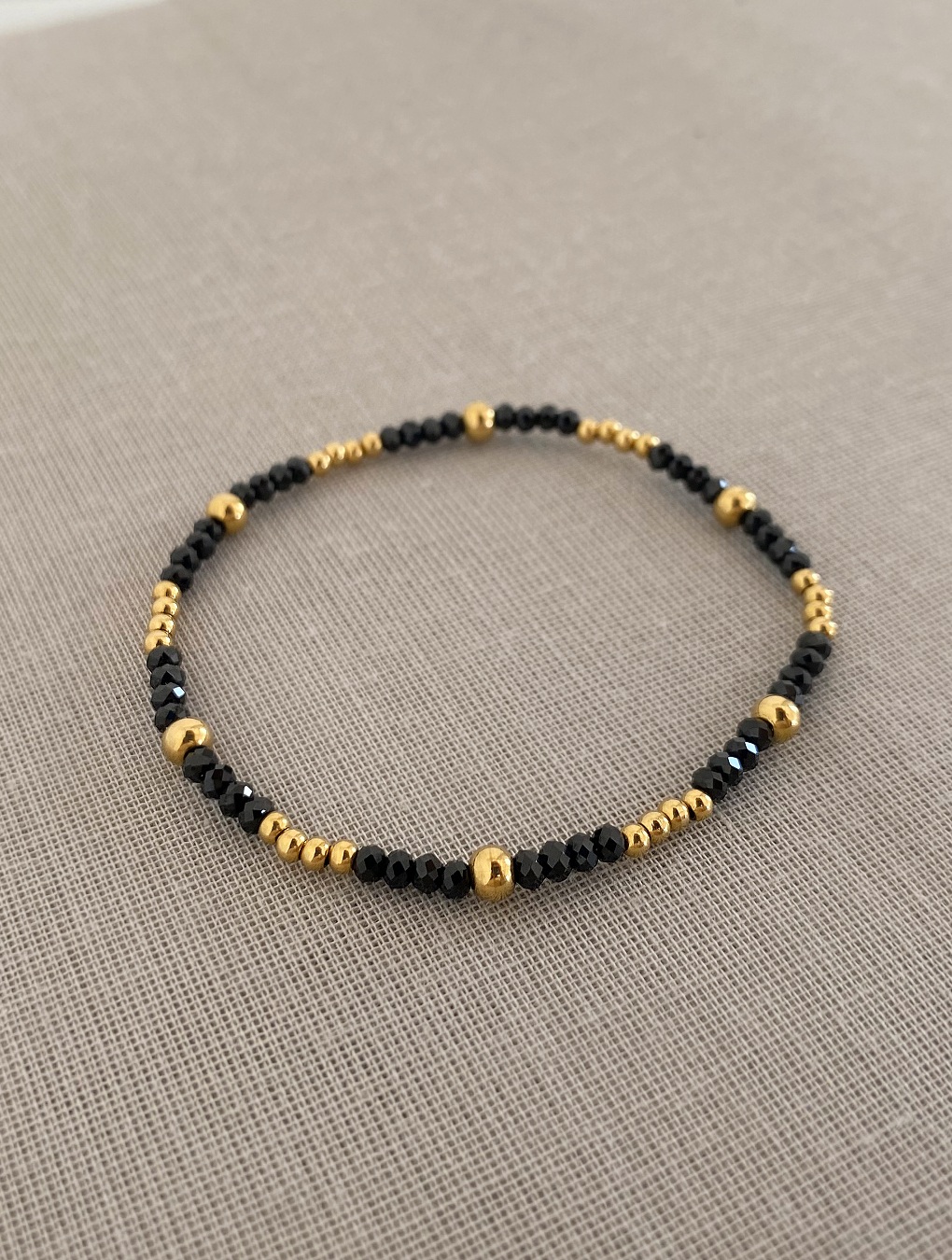 Pulsera INK en acero y piedras naturales