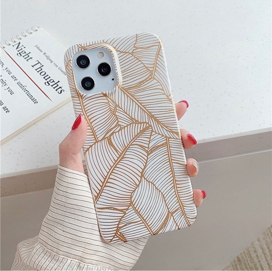 CASE HOJAS PLÁTANO