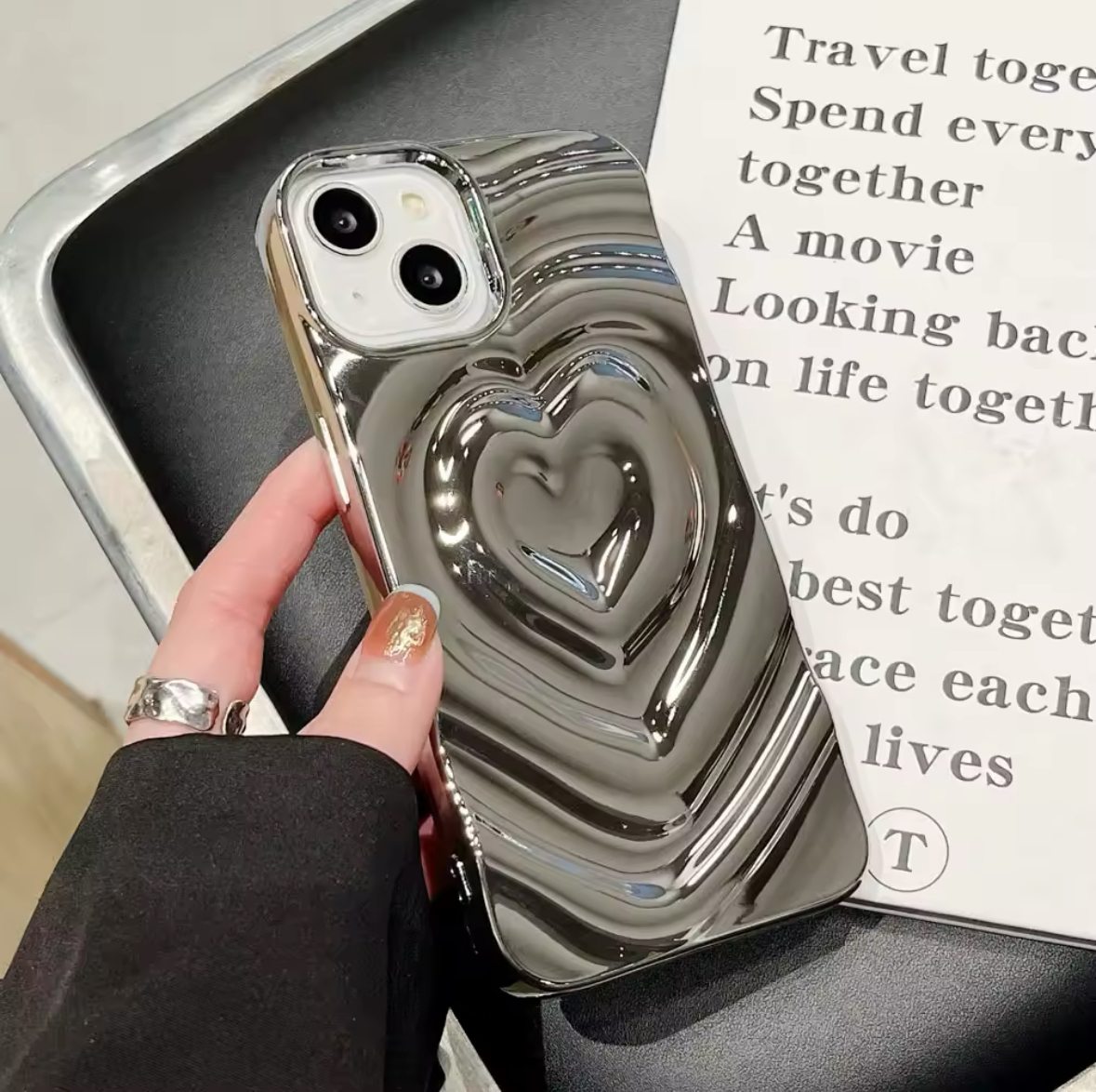 CASE CORAZÓN PLATEADO