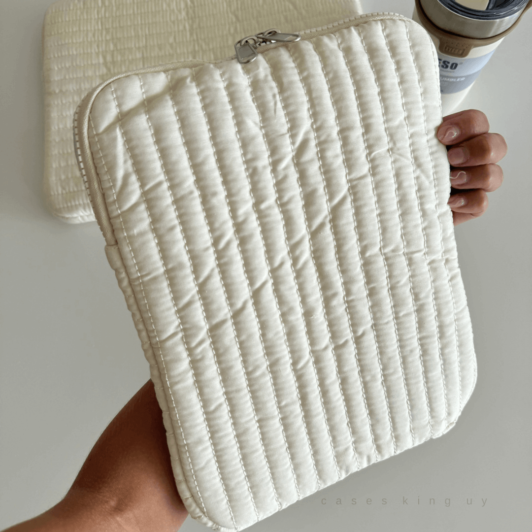 FUNDA CREMA MacBook/Laptop