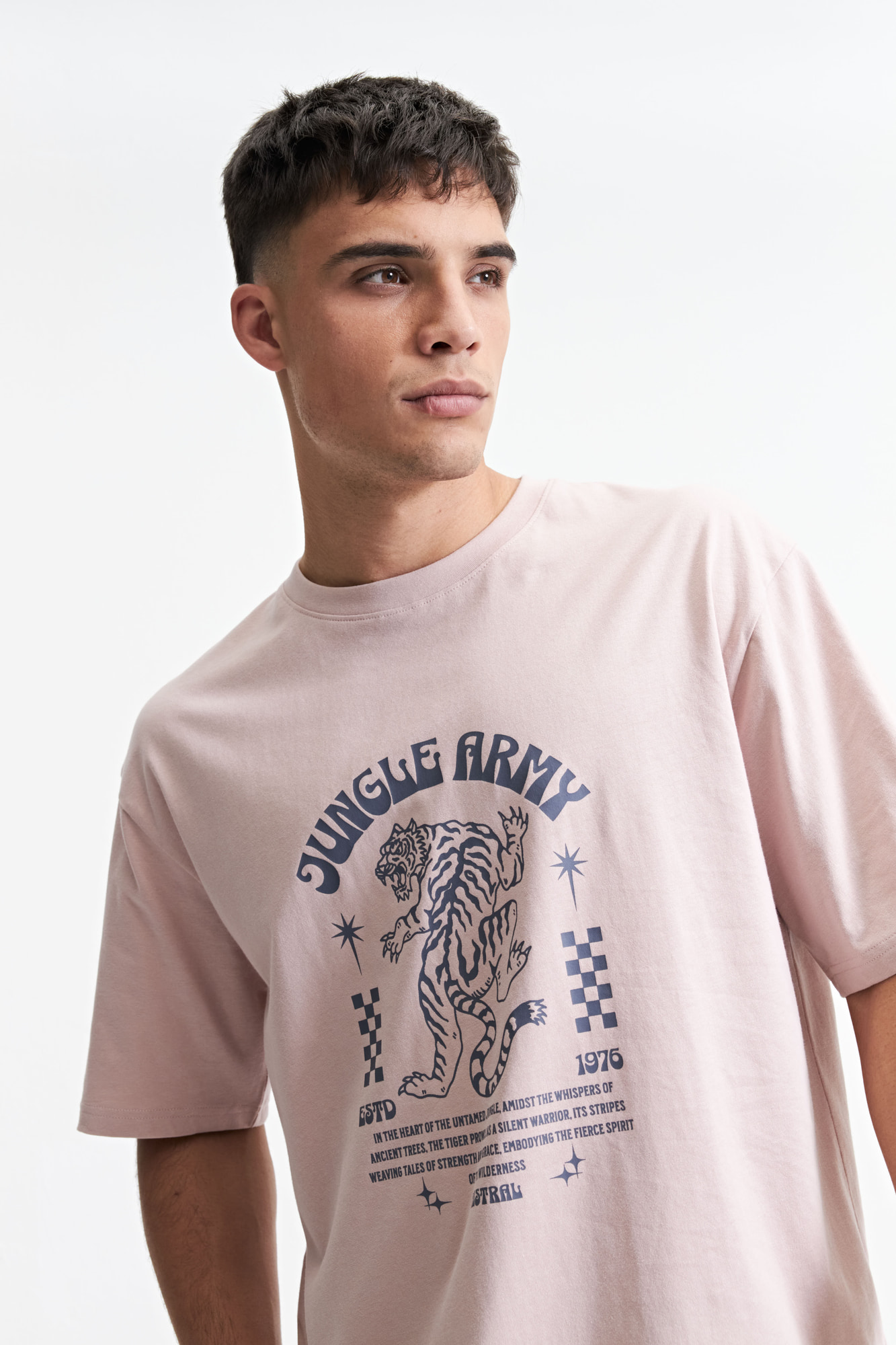 REMERA OVERSIZE DONAT