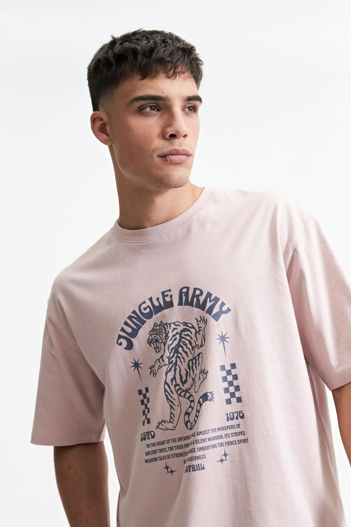 REMERA OVERSIZE DONAT