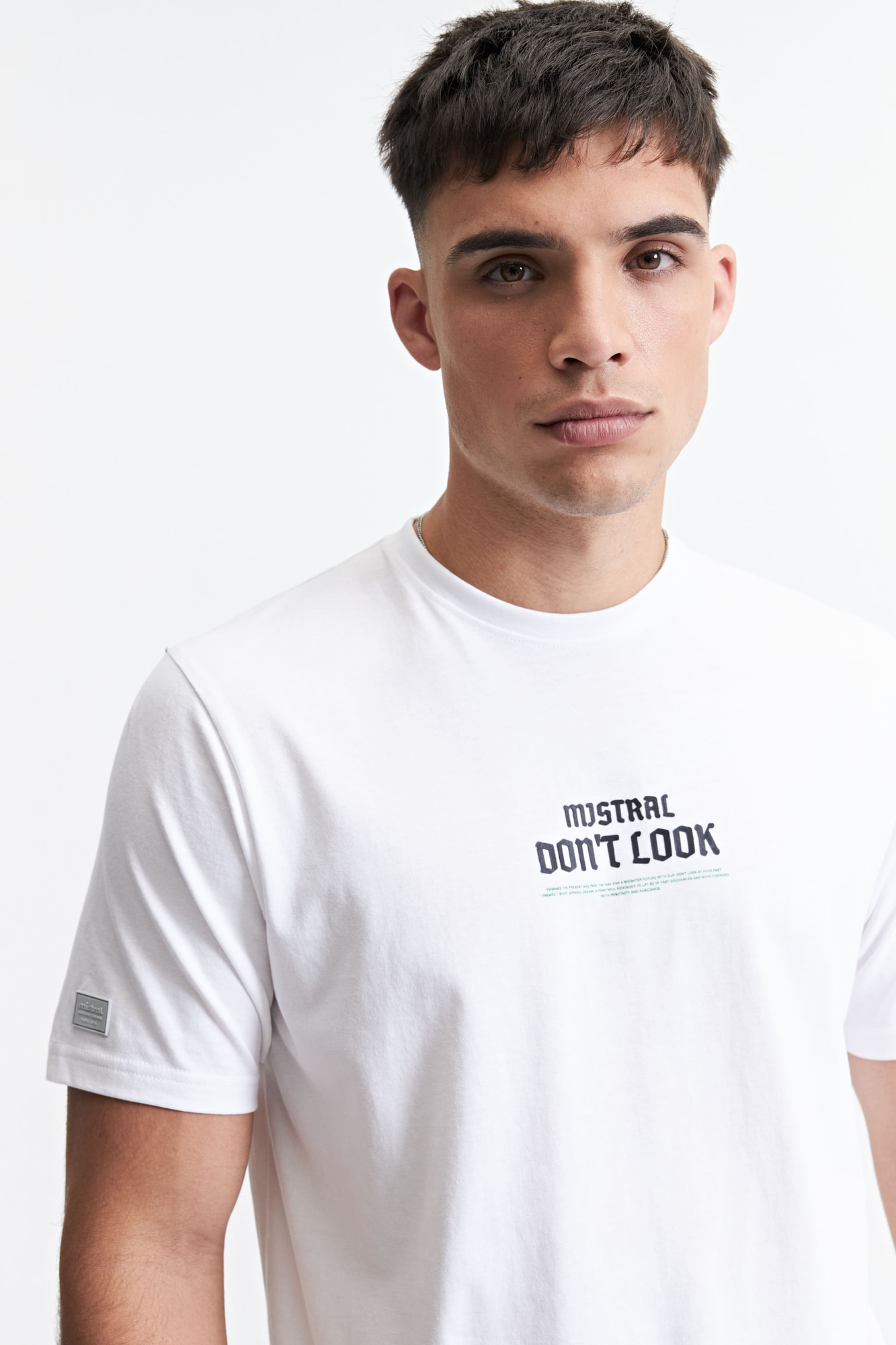 REMERA DIONISIOS