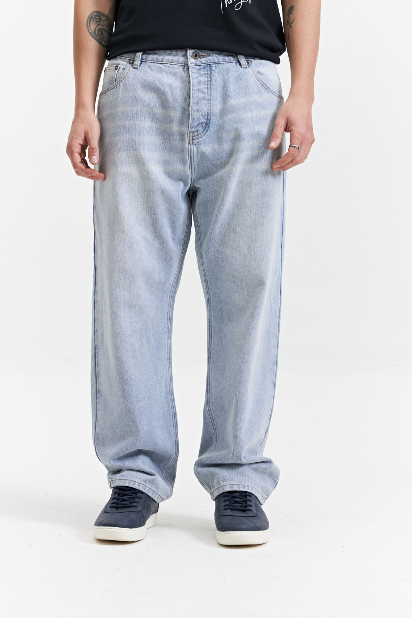 JEAN BAGGY ATILA