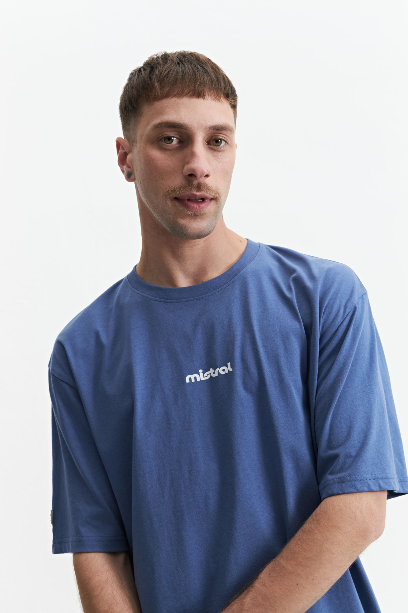 REMERA OVERSIZE DORBY