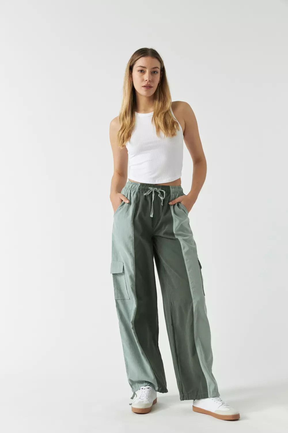 PANTALÓN ABRIL