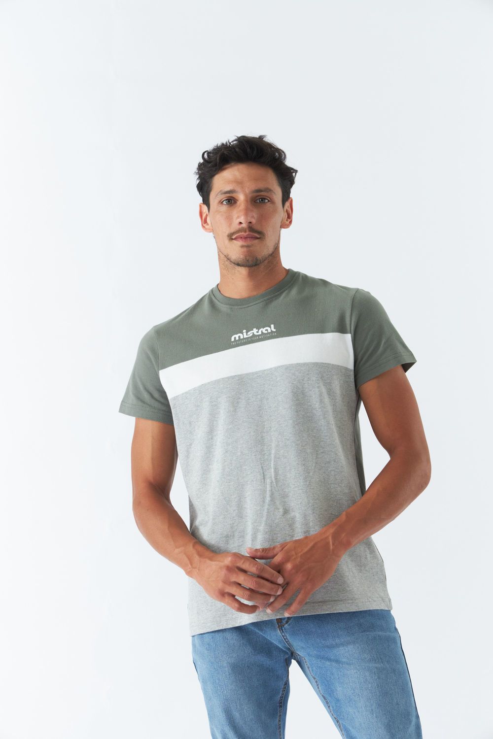 REMERA RAY