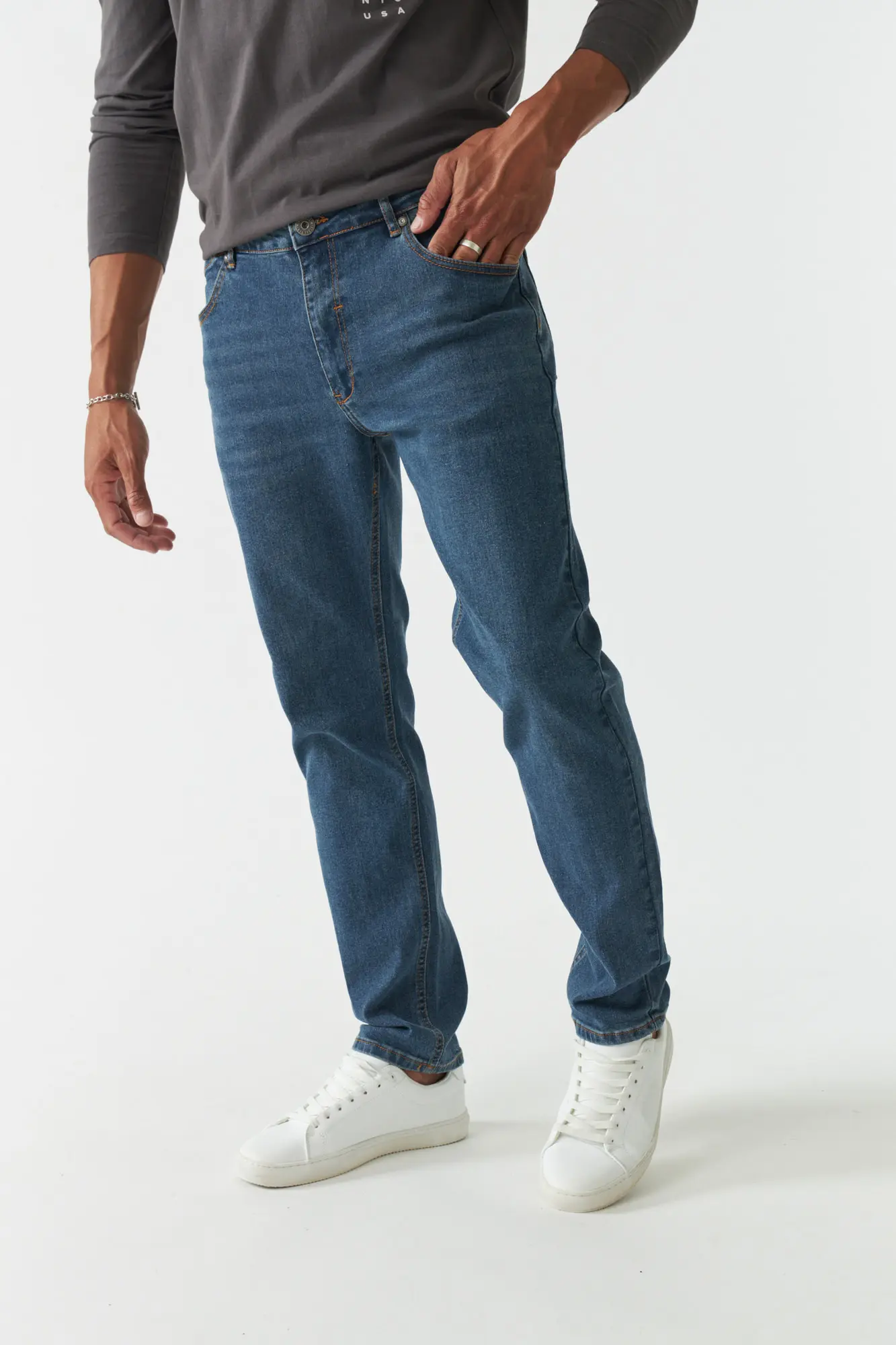 JEAN STRAIGHT MALBOURNE