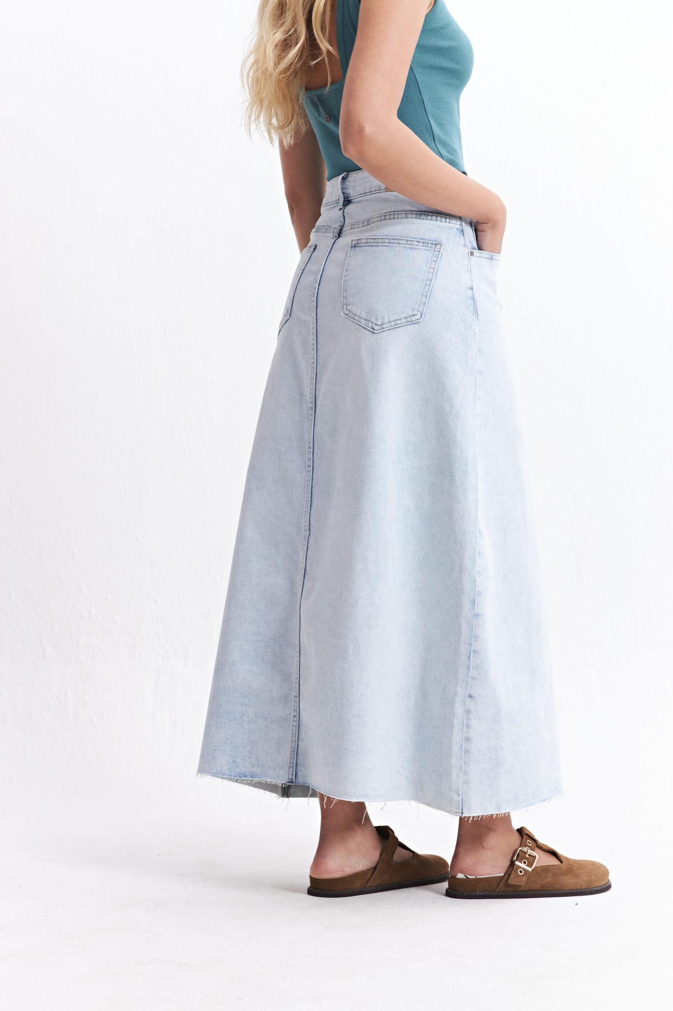 FALDA DENIM PARDA