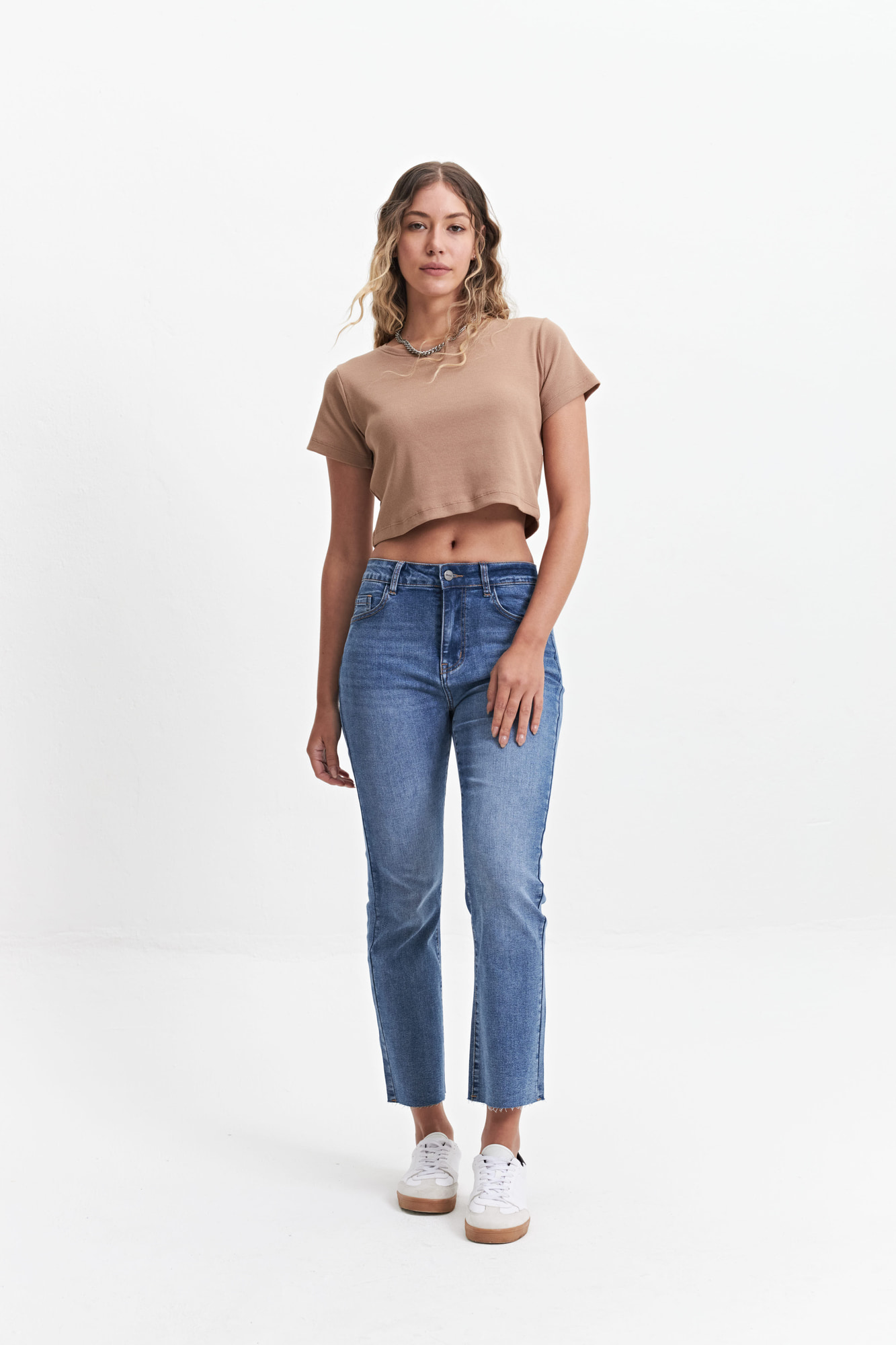 JEAN STRAIGHT DELIA