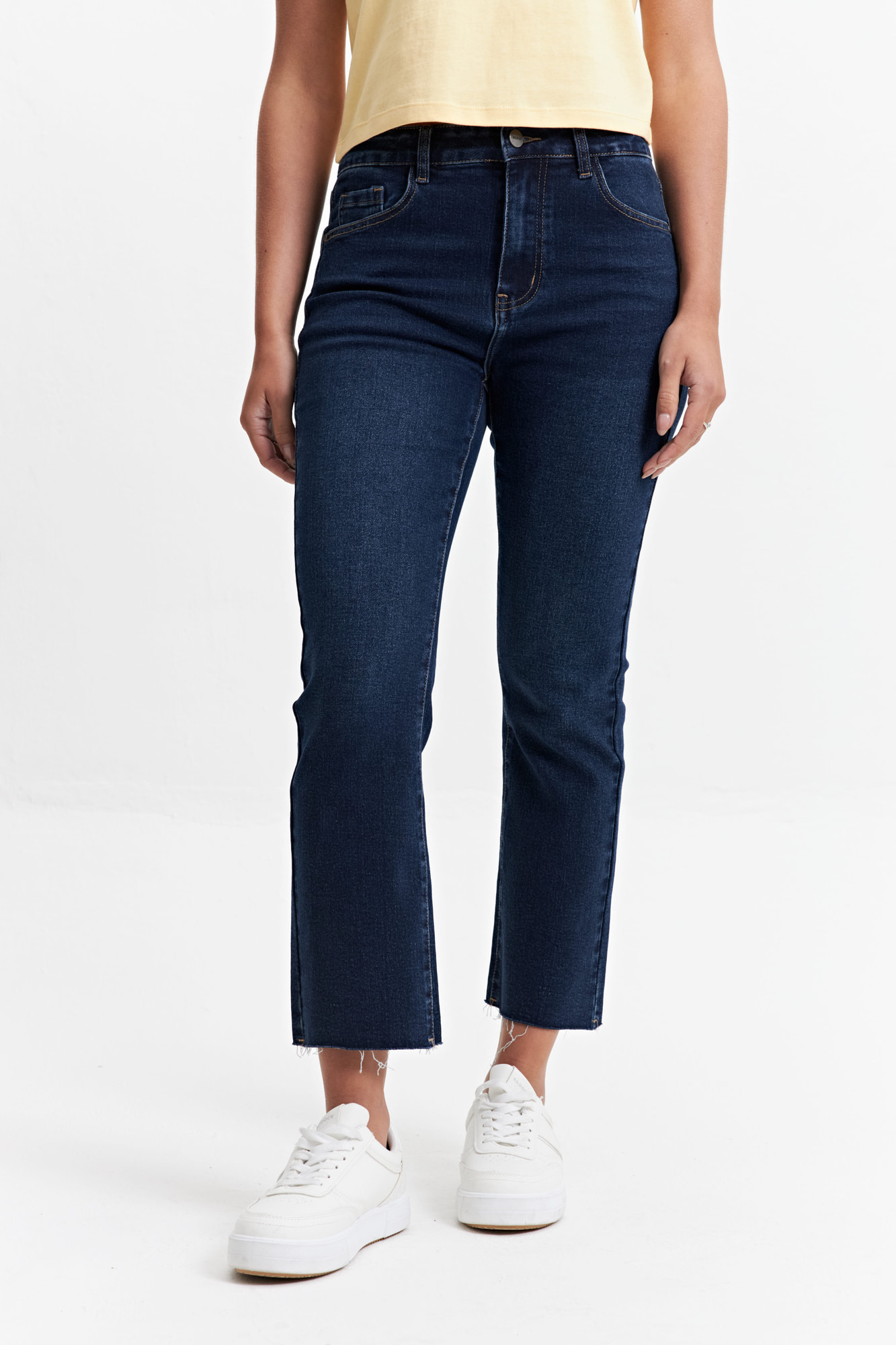 JEAN STRAIGHT DELIA