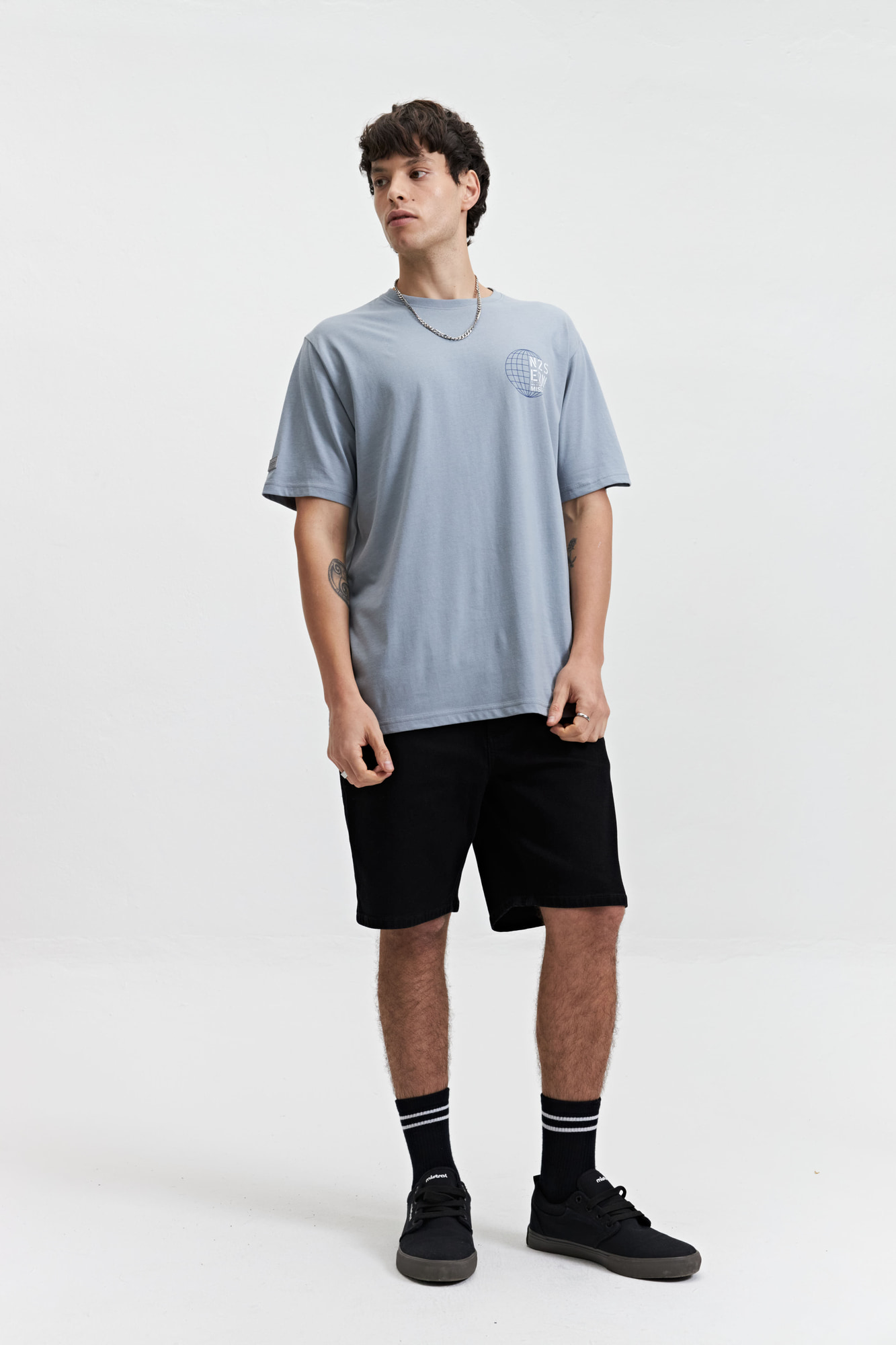 REMERA BENDEK