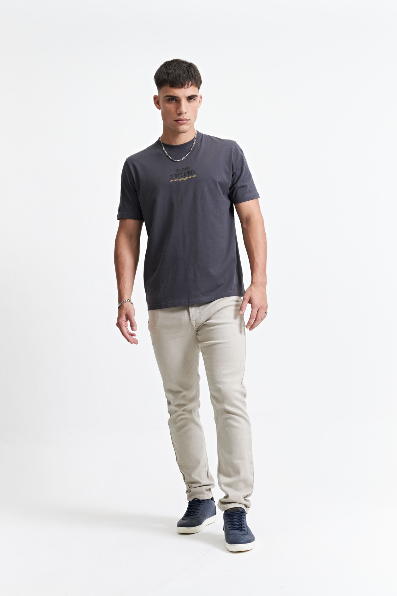 JEAN STRAIGHT ANTARES