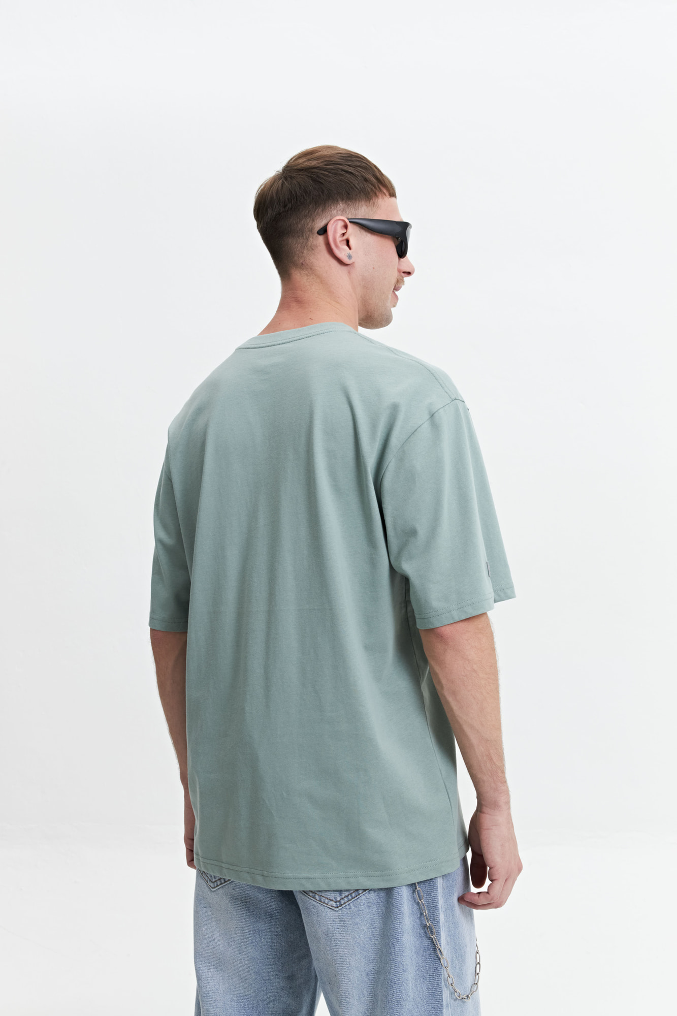 REMERA OVERSIZE DONAT