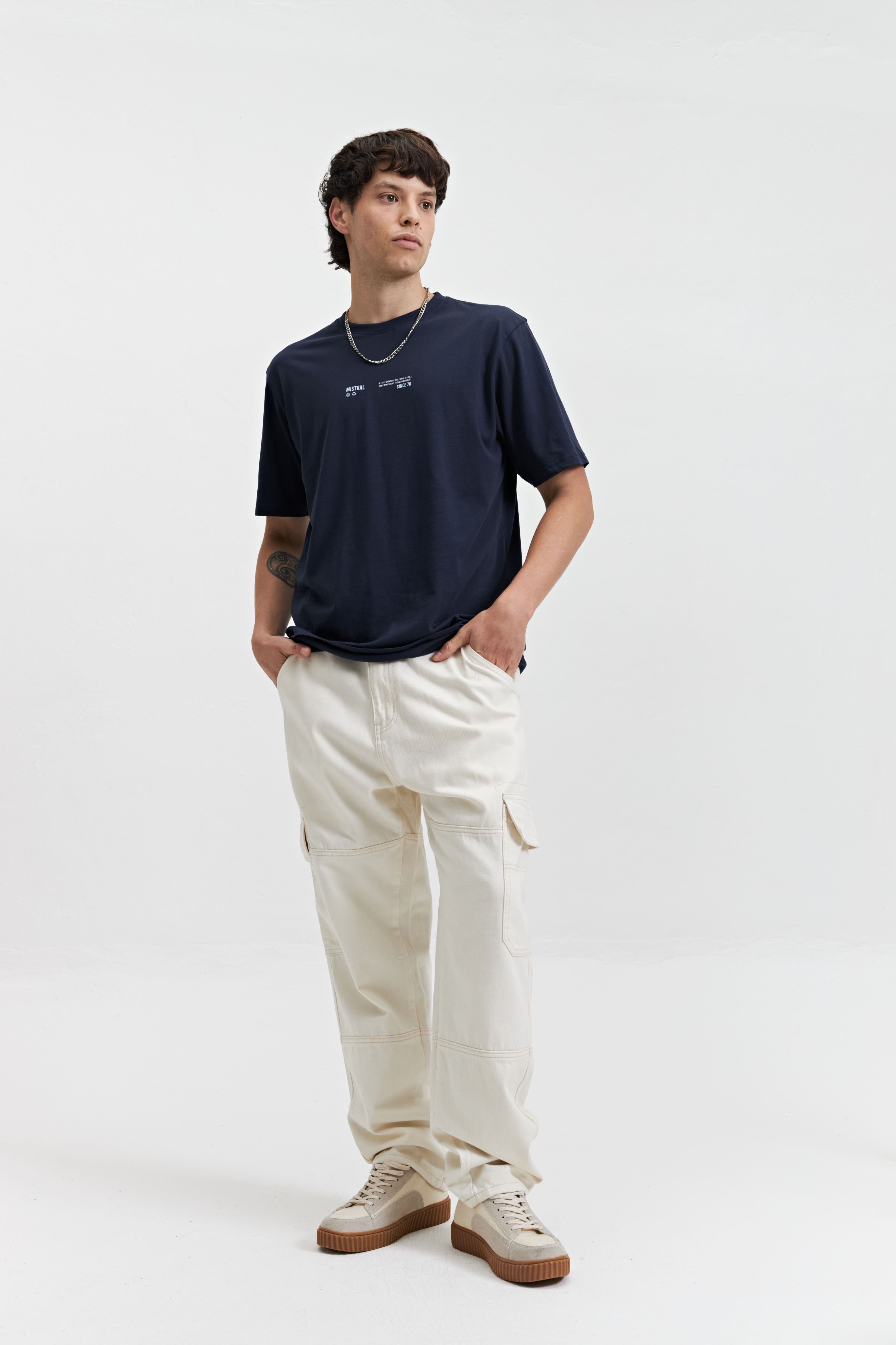 REMERA ARMAND