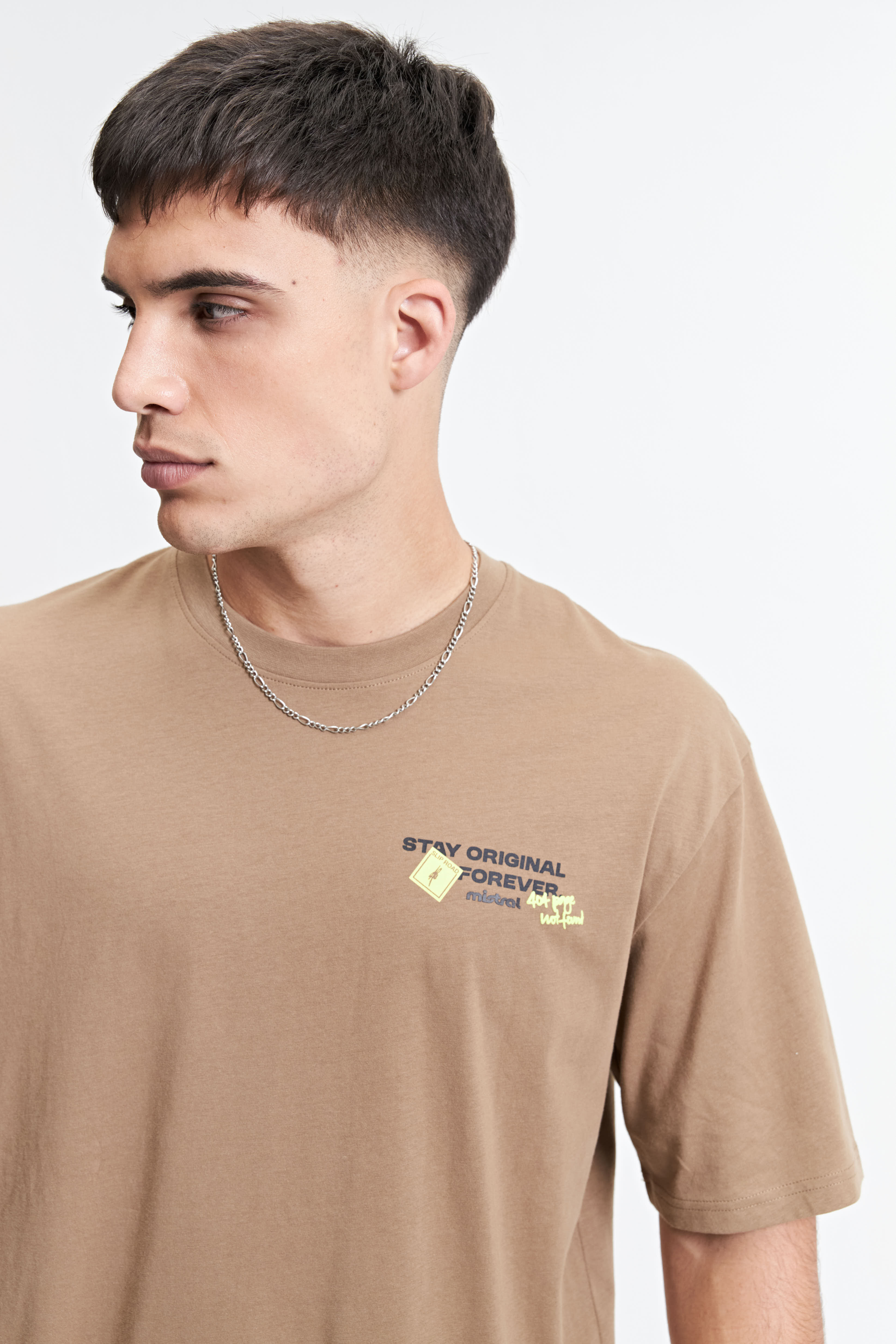 REMERA OVERSIZE VASILO
